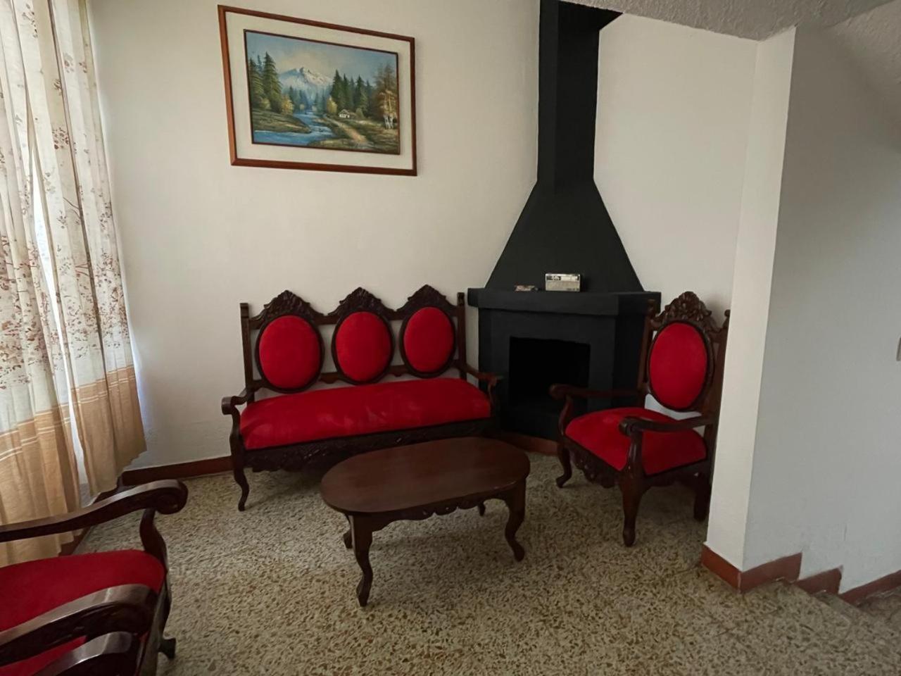 La Del Apartment